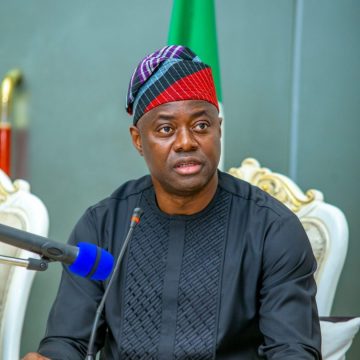 Gov. Makinde Announces Plans to Immortalize Late Gov. Alao-Akala Gov. Makinde Announces Plans to Immortalize Late Gov. Alao-Akala