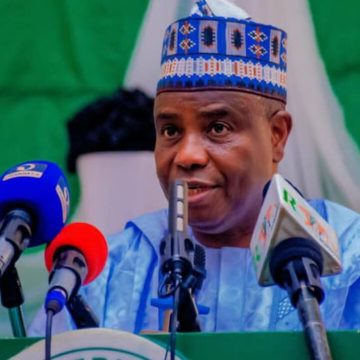 2023: Nigerians must see us united, Tambuwal tells PDP Leaders