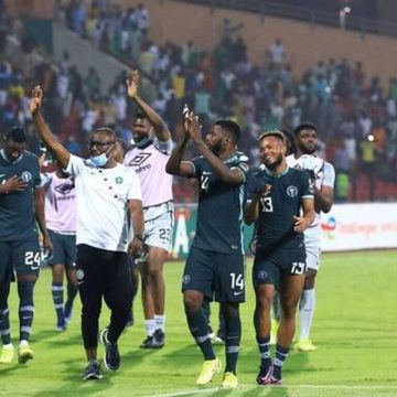 Nigerians plead with Super Eagles for Victory