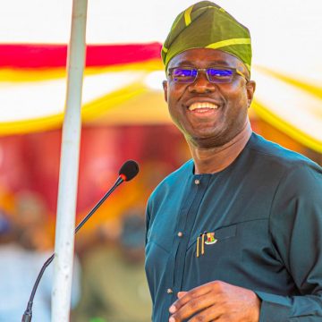 Makinde Bags One Of The Highest Honor Of Yoruba Land -The Akoni Oodua Of The Year