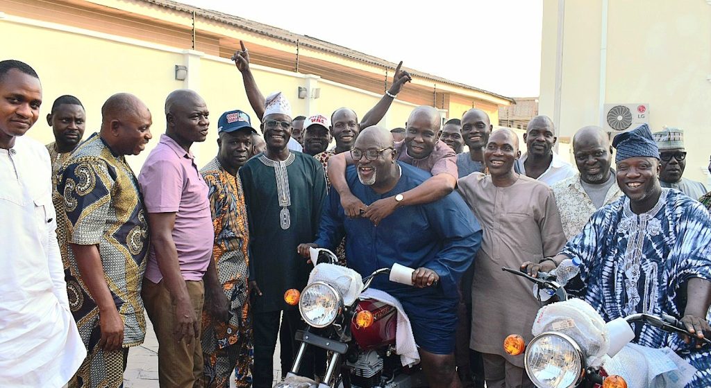 Odidi omo donates brand new bikes, security gadgets to security outfit.