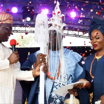 Odidiomo Congratulates New Aseyin of Iseyin, Oba Sefiu Oyebola Odidiomo Congratulates New Aseyin of Iseyin, Oba Sefiu Oyebola