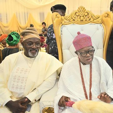 Honorable Adedeji Stanley Olajide Mourns the Loss of Oba (Dr.) Senator Olalekan Balogun Allí Honorable Adedeji Stanley Olajide Mourns the Loss of Oba (Dr.) Senator Olalekan Balogun Allí