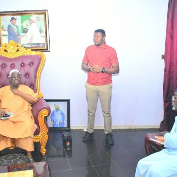 Hon. Adedeji Dhikrullahi Olajide (Odidiomo) Seeks Oba Adebayo Akande’s Input on Constitutional Amendment