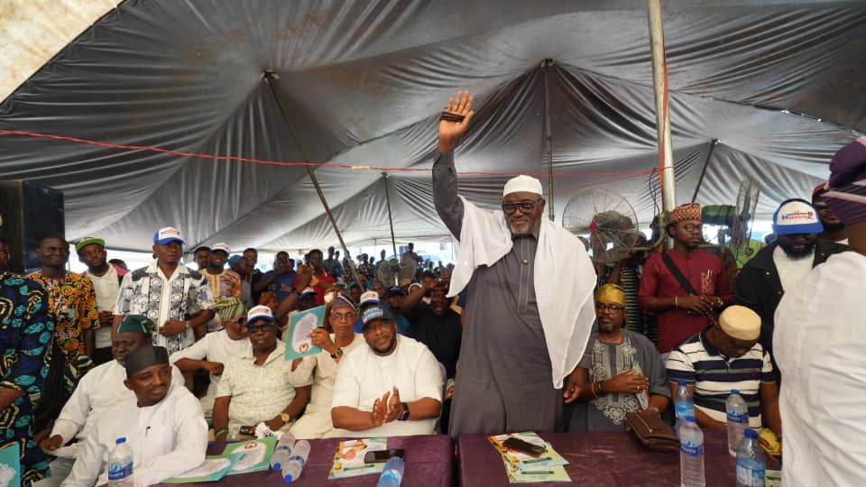Odidiomo joins community in Igangan to honour late Islamic leader at Fidau prayer Odidiomo joins community in Igangan to honour late Islamic leader at Fidau prayer