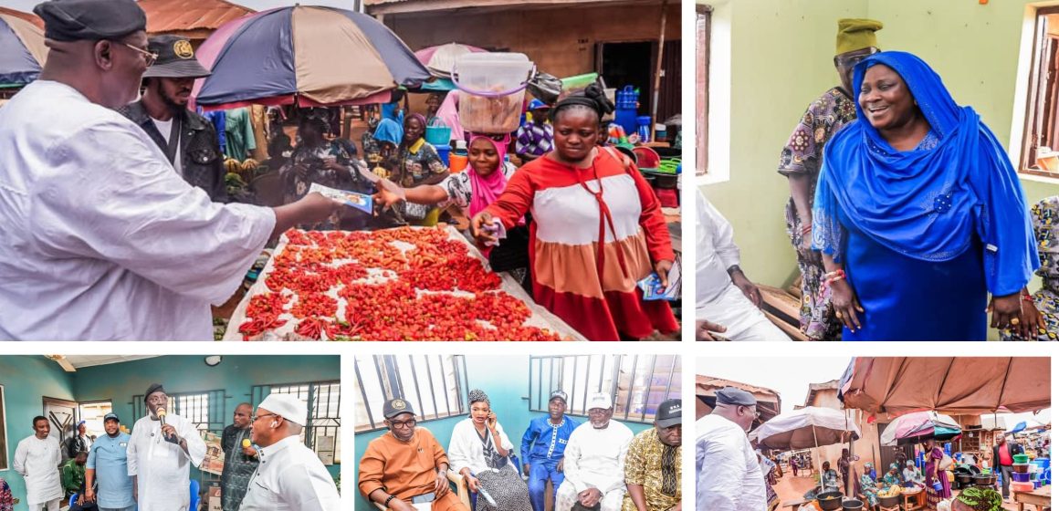 Odidiomo Gets Warm Welcome at Oja Oba Market, Ibarapa, Pledges Better Facilities, Starting with 50 Solar Street Lights Odidiomo Gets Warm Welcome at Oja Oba Market, Ibarapa, Pledges Better Facilities, Starting with 50 Solar Street Lights